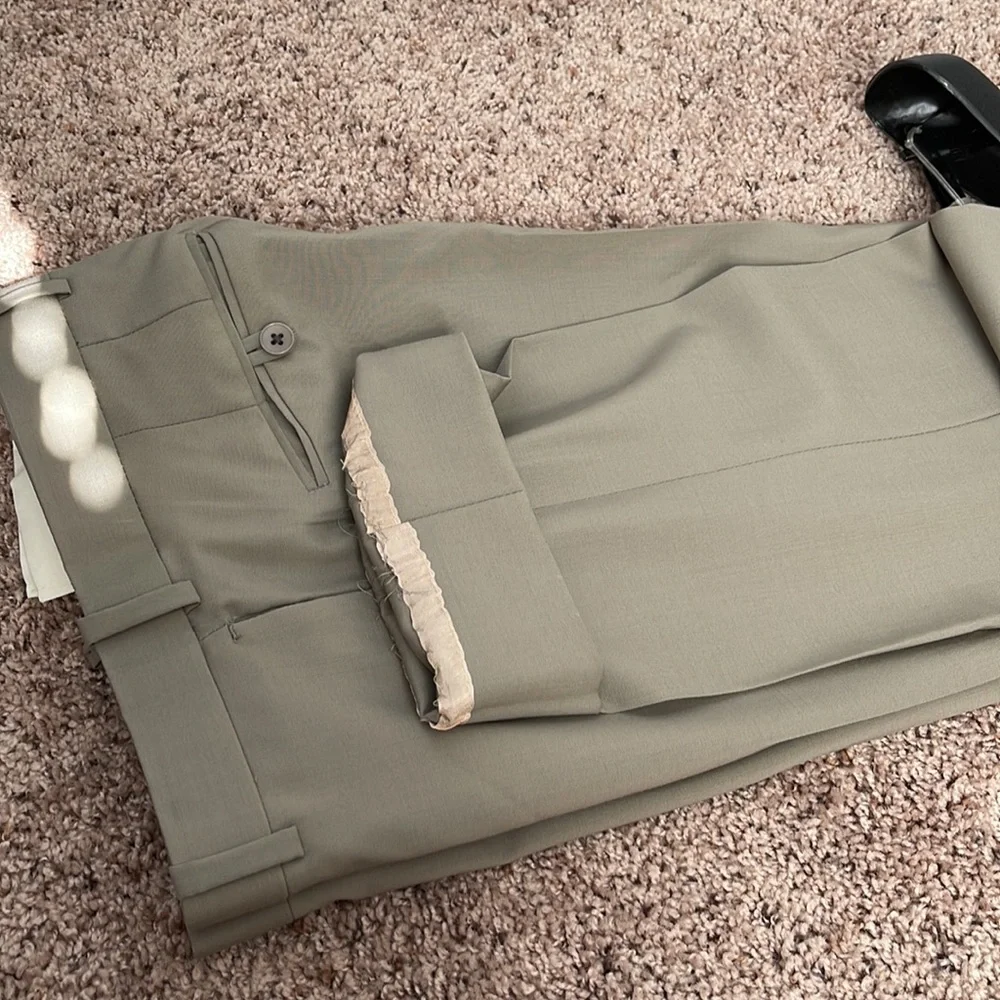 Mens suits - Picture 8 of 9